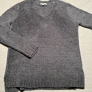 Orvis Brushed Fleece  V Neck Sweater-Marled Black